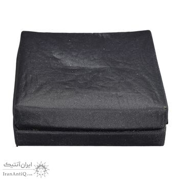 مدال طلا انقلاب سفید 1346 (با جعبه فابریک) - UNC - محمد رضا شاه