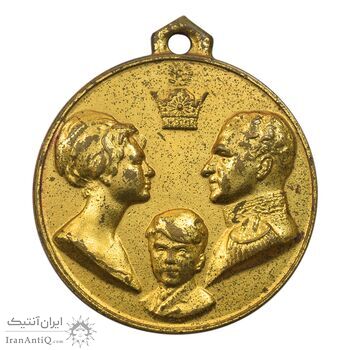 مدال آویزی تاجگذاری (سه رخ) - AU50 - محمد رضا شاه مدال آویزی تاجگذاری (سه رخ) - AU50 - محمد رضا شاه