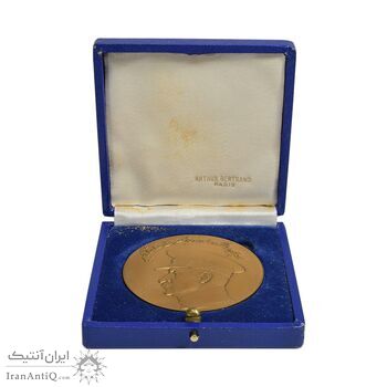 مدال صدمین سالگرد زادروز رضاشاه 2536 (با جعبه فابریک) - UNC - محمد رضا شاه