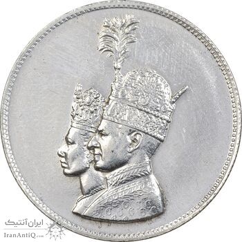 مدال یادبود نقره جشن تاجگذاری 1346 - AU - محمد رضا شاه