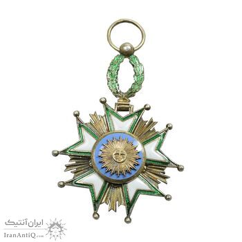 نشان تاج درجه چهار 1332 - AU - احمد شاه