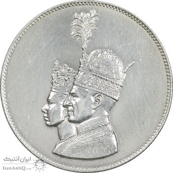 مدال نقره یادبود تاجگذاری 1346 - AU - محمد رضا شاه