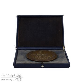 مدال بزرگداشت هزارمین سالروز فردوسی 1313 (با جعبه فابریک) - AU58 - رضا شاه