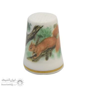 انگشتانه چینی قدیمی طرح طرح سنجاب - کد006547 انگشتانه چینی قدیمی طرح طرح سنجاب - کد006547