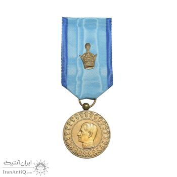 مدال یادبود آویزی بیست و پنجمین سده (روز) - با روبان فابریک - AU - محمد رضا شاه