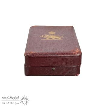 نشان همایونی درجه سه - با جعبه و روبان فابریک - AU - رضا شاه