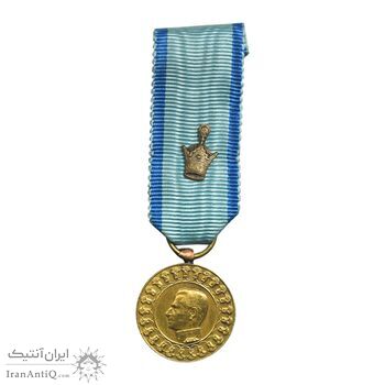 مدال یادبود آویزی بیست و پنجمین سده (شب) - با جعبه فابریک - UNC - محمد رضا شاه