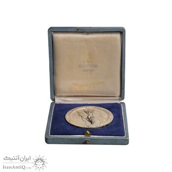 مدال یادبود مسابقات دوچرخه سواری دور ایران 1339 - درجه 2 - با جعبه فابریک - AU - محمدرضا شاه