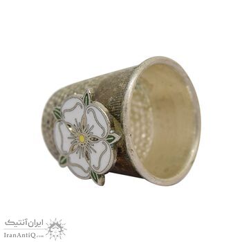 انگشتانه نقره قدیمی با طرح گل تودور رز - کد 007073 انگشتانه نقره قدیمی با طرح گل تودور رز - کد 007073
