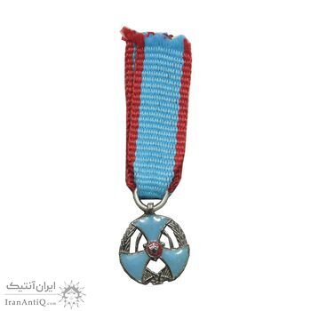 نشان لیاقت درجه 2 - شب - ضرب ایران - UNC - محمد رضا شاه نشان لیاقت درجه 2 - شب - ضرب ایران - UNC - محمد رضا شاه