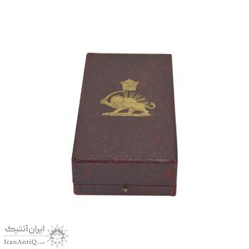 نشان همایونی درجه چهار - با جعبه و روبان فابریک - AU - رضا شاه