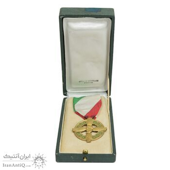 نشان آویز بزرگداشت رازی - طلایی - با جعبه فابریک - UNC - محمد رضا شاه