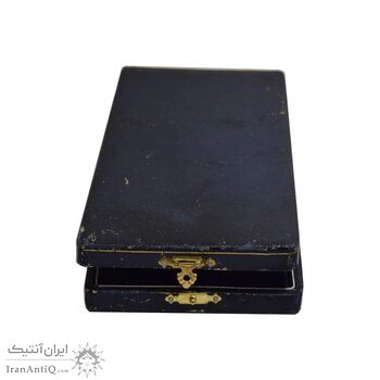 نشان خدمات ورزشی - با روبان و جعبه فابریک - EF - محمد رضا شاه