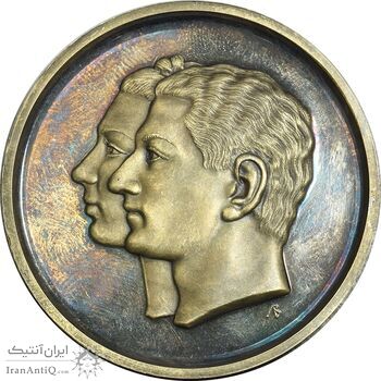 مدال نقره بازدید محمدرضا شاه و فرح از انگلستان 1975 - UNC - محمد رضا شاه