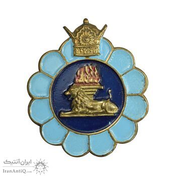 نشان کلاه شرکت ملی نفت ایران - AU - محمد رضا شاه