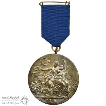 مدال یادبود همکاری ایران و ترکیه AU - محمد رضا شاه