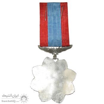 نشان دادگستری درجه 3 - UNC - محمد رضا شاه نشان دادگستری درجه 3 - UNC - محمد رضا شاه