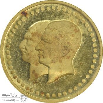 مدال طلا 2.5 گرمی بانک ملی (با کاور فابریک پلمب) - MS65 - محمد رضا شاه