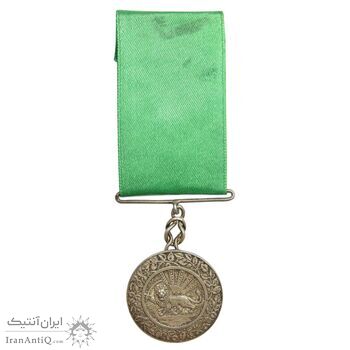 مدال نقره بپاداش خدمت - با روبان - EF45 - رضا شاه
