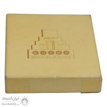 مدال برنز انقلاب سفید 1346 - با جعبه فابریک - UNC - محمد رضا شاه