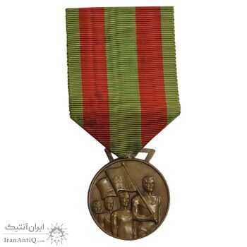 مدال مسابقات 4 آبان - با روبان - AU - محمد رضا شاه