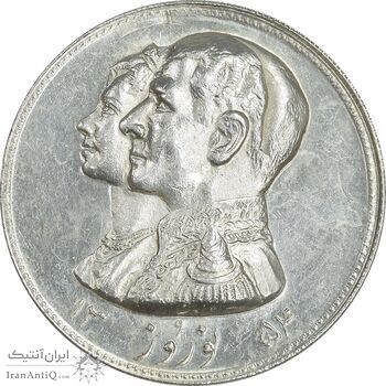مدال نقره نوروز 1354 چوگان - ارور دو ضرب - UNC - محمد رضا شاه مدال نقره نوروز 1354 چوگان - ارور دو ضرب - UNC - محمد رضا شاه