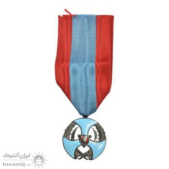 نشان لیاقت درجه 2 - روز - ضرب فرانسه - EF - محمد رضا شاه نشان لیاقت درجه 2 - روز - ضرب فرانسه - EF - محمد رضا شاه