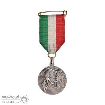 مدال آویز ورزشی نقره والیبال مردان - EF45 - محمد رضا شاه مدال آویز ورزشی نقره والیبال مردان - EF45 - محمد رضا شاه