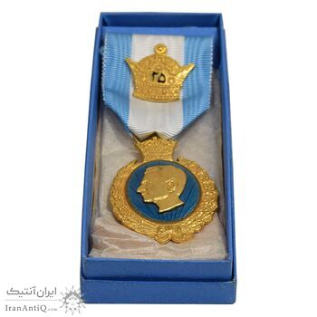 نشان بیست و پنجمین سال سلطنت - با جعبه فابریک - UNC - محمد رضا شاه