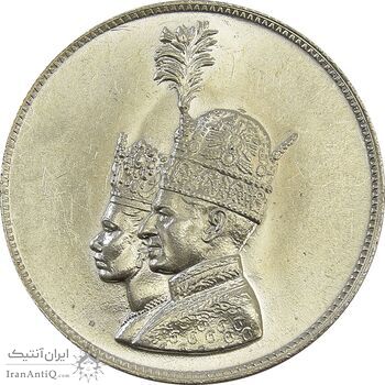 مدال نقره جشن تاجگذاری 1346 - MS63 - محمد رضا شاه