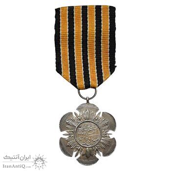 نشان پاس درجه 3 - با روبان فابریک - AU - محمد رضا شاه
