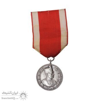 مدال نقره ثور - AU58 - رضا شاه مدال نقره ثور - AU58 - رضا شاه