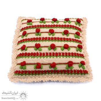 کوسن روکش قلاب بافی طرح گل بوته برجسته