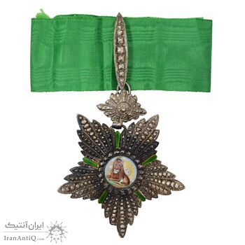 نشان همایونی درجه چهار - AU - ناصرالدین شاه