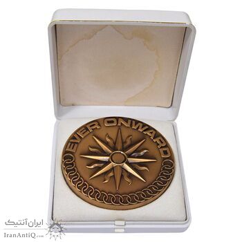 مدال یادبود بازی های آسیایی تهران 1353 (جعبه فابریک) - MS65 - محمد رضا شاه