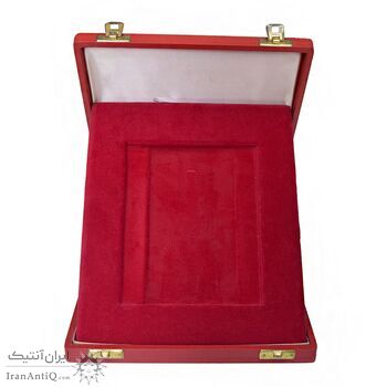 لوح یادبود بازی های آسیایی تهران 1353 (جعبه فابریک) - UNC - محمد رضا شاه لوح یادبود بازی های آسیایی تهران 1353 (جعبه فابریک) - UNC - محمد رضا شاه