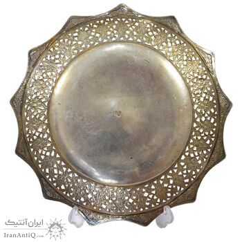 بشقاب نقره قلمزنی طرح مشبک بشقاب نقره قلمزنی طرح مشبک