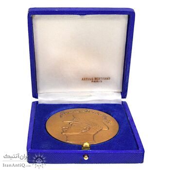 مدال صدمین سالگرد زادروز رضاشاه 2536 (با جعبه) - AU58 - محمد رضا شاه