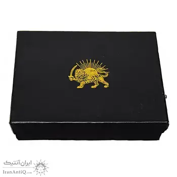 مدال طلایی یادبود رضا شاه (با جعبه فابریک) 1384 - UNC