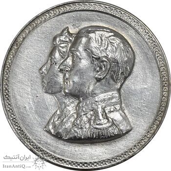 مدال نقره نوروز 1336 یادگار نوروز باستانی - AU55 - محمد رضا شاه مدال نقره نوروز 1336 یادگار نوروز باستانی - AU55 - محمد رضا شاه
