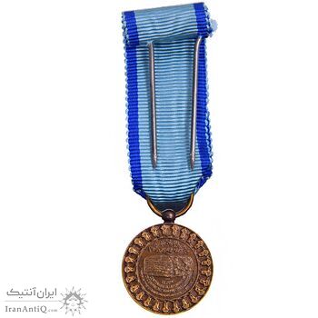 مدال یادبود آویزی بیست و پنجمین سده (شب) - با جعبه فابریک - UNC - محمد رضا شاه
