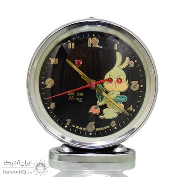 ساعت رومیزی کوکی مدل عروسکی (چشم متحرک)  مارک هیرو