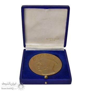 مدال صدمین سالگرد زادروز رضاشاه 2536 (با جعبه) - EF40 - محمد رضا شاه