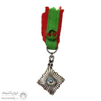 نشان همایونی درجه چهار (با روبان و پک فابریک) - شب - UNC - رضا شاه