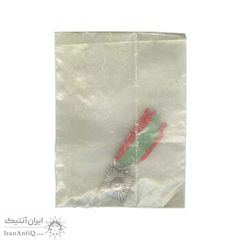 نشان همایونی درجه چهار (با روبان و پک فابریک) - شب - UNC - رضا شاه