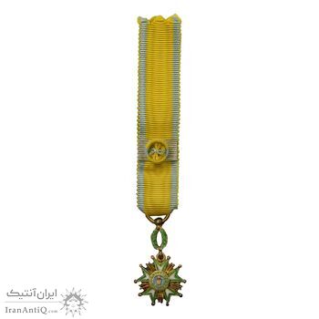 نشان تاج 1332 (شب) - UNC - احمد شاه