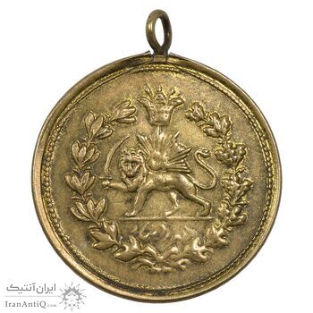 مدال یادگار سردار سپه رضا شاه - AU - احمد شاه