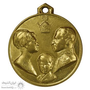 مدال آویزی تاجگذاری (سه رخ) - AU58 - محمد رضا شاه