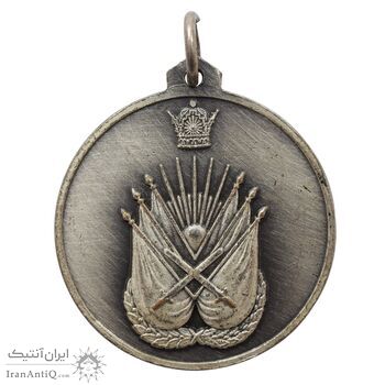مدال تربیت بدنی نیروی زمینی ارتش (آبکاری نقره) - AU50 - محمد رضا شاه
