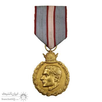 مدال یادبود 28 مرداد 1332 (با روبان) - AU - محمدرضا شاه